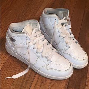 Jordan AJ 1 Mid
